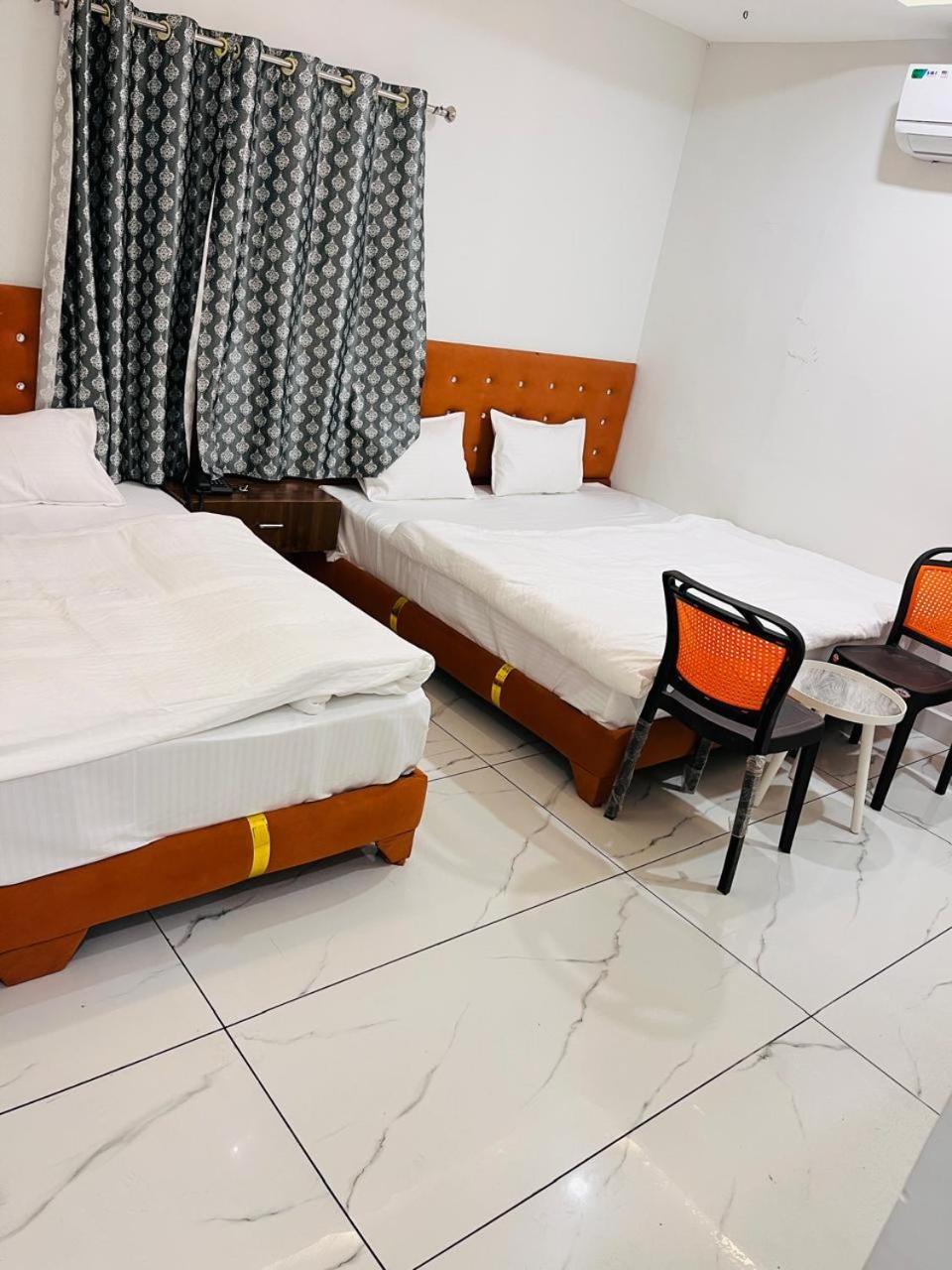 Hotel Shree Kedar Palace Ujaim Quarto foto